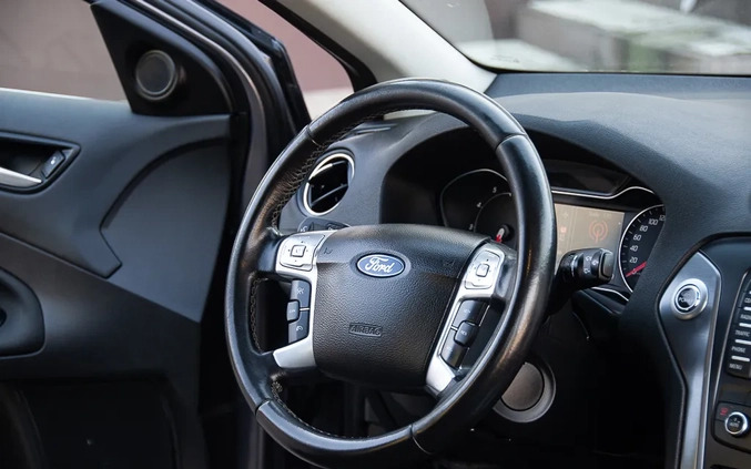 Ford Mondeo cena 23900 przebieg: 237000, rok produkcji 2012 z Dzierzgoń małe 704